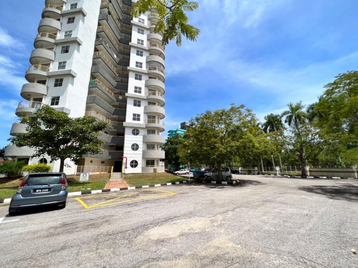 Maya Apartment Bay View Villas Port Dickson Bagian luar foto