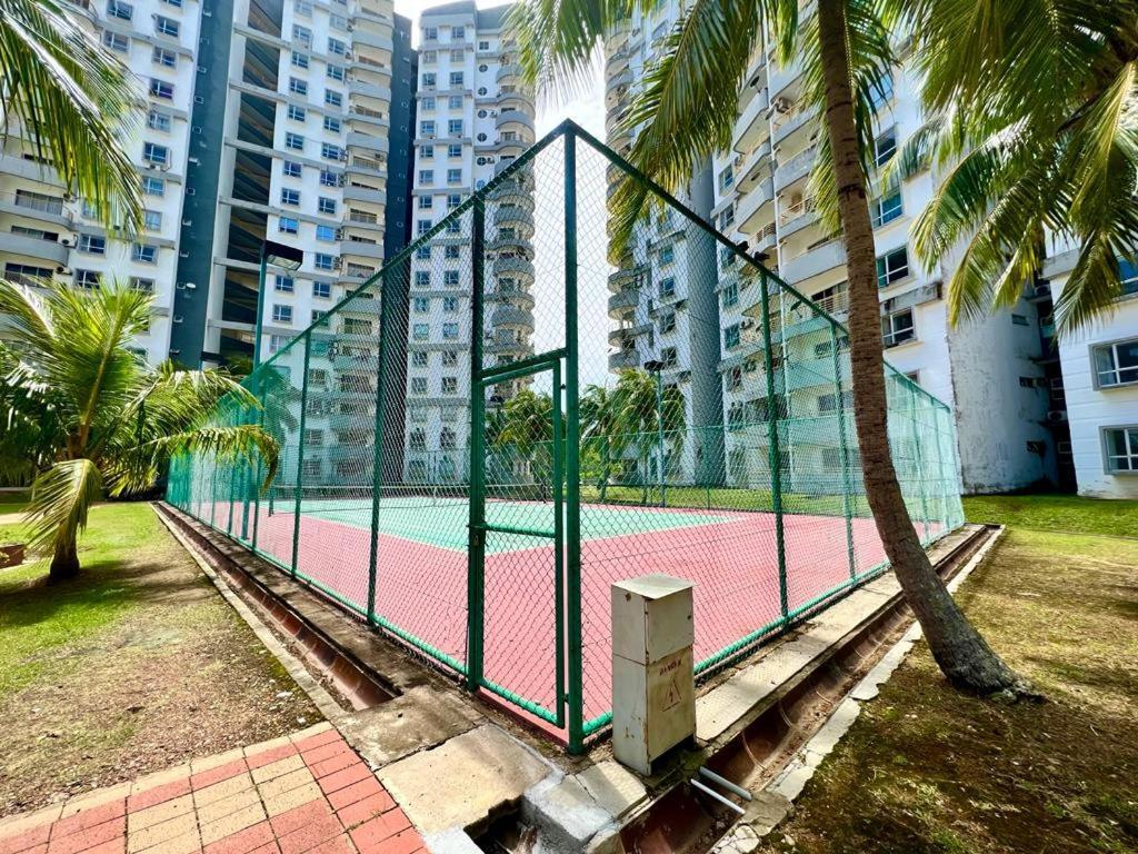 Maya Apartment Bay View Villas Port Dickson Bagian luar foto